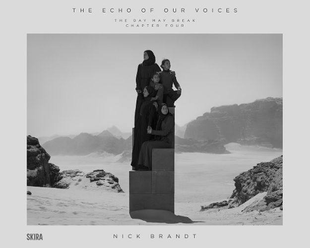 Cover image for Nick Brandt: The Echo of Our Voices