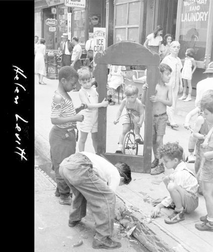 Cover image for Helen Levitt