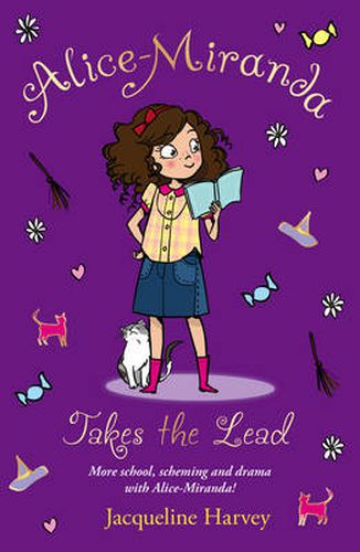Cover image for Alice-Miranda Takes the Lead: Book 3