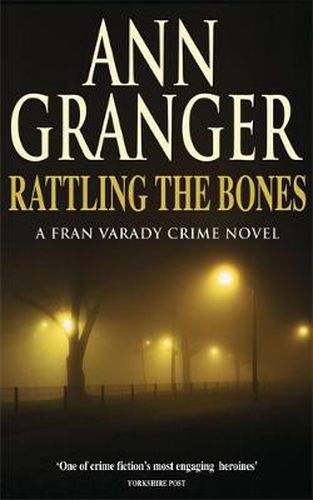 Cover image for Rattling the Bones (Fran Varady 7): An thrilling London crime novel