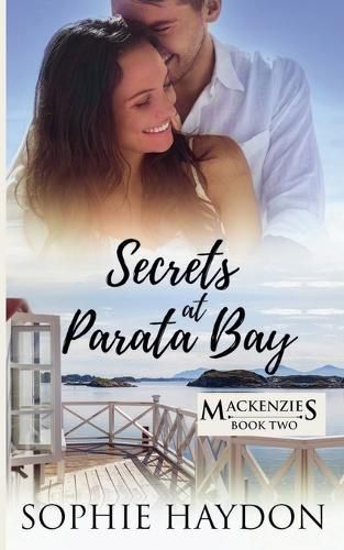 Cover image for Secrets at Parata Bay