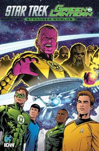 Cover image for Star Trek/Green Lantern, Vol. 2: Stranger Worlds