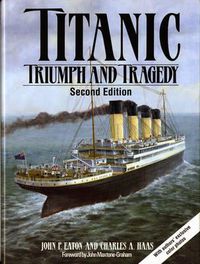 Cover image for Titanic: Triumph and Tragedy