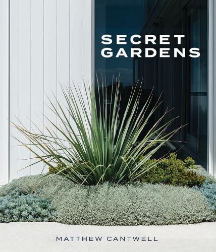 Cover image for Secret Gardens