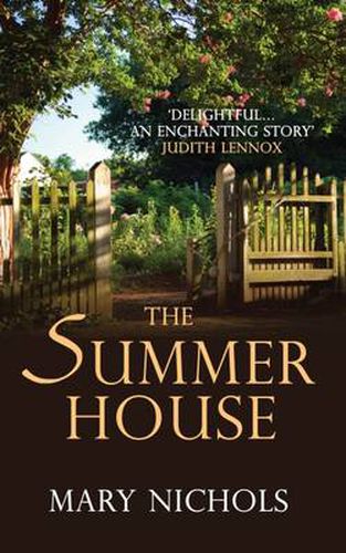 The Summer House: The moving and heartwarming family story