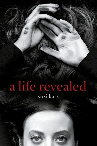Cover image for A life revealed