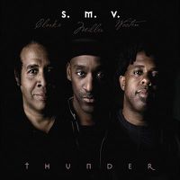 Cover image for Thunder