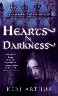 Cover image for Hearts In Darkness: Number 2 in series