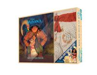 Cover image for Moana: Book and Dress-Up Set (Disney)