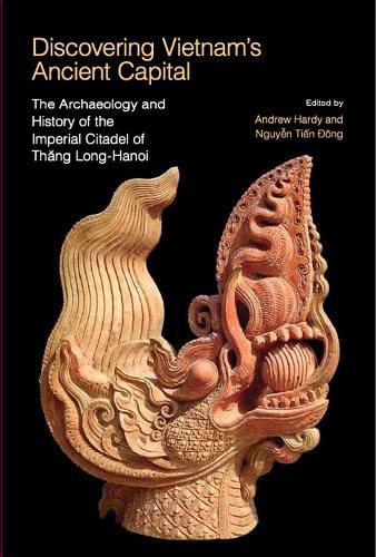 Cover image for Discovering Vietnam's Ancient Capital