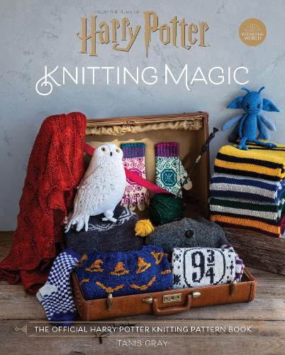 Cover image for Harry Potter: Knitting Magic: The Official Harry Potter Knitting Pattern Book