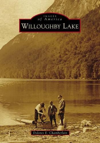 Cover image for Willoughby Lake