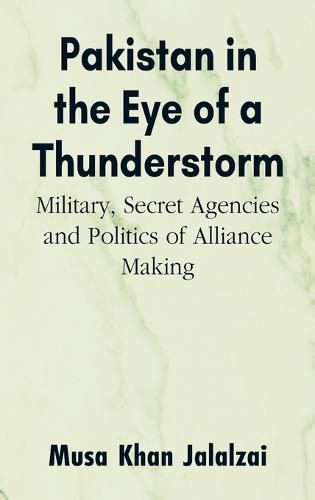 Cover image for Pakistan in the Eye of a Thunderstorm