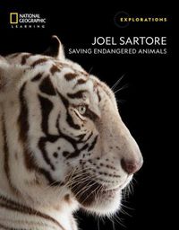 Cover image for Joel Sartore: Saving Endangered Animals