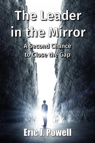 Cover image for The Leader in the Mirror
