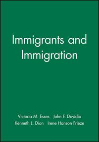 Cover image for Immigrants and Immigration