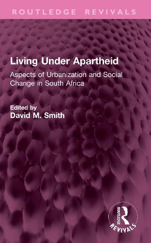 Cover image for Living Under Apartheid