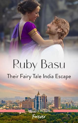 Cover image for Their Fairy Tale India Escape [Large Print]