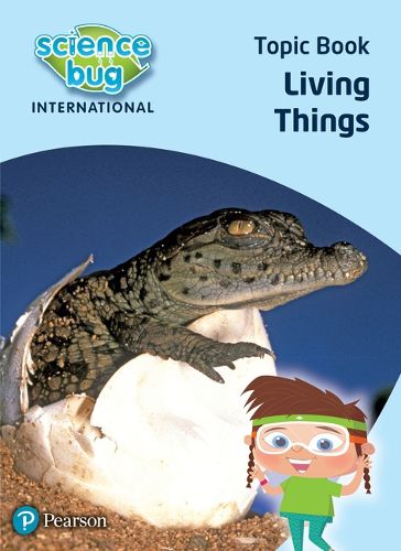 Cover image for Science Bug: Living things Topic Book