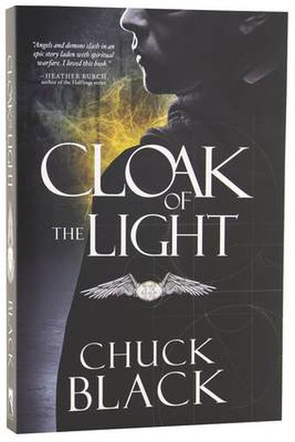 Cover image for Cloak of the Light: Wars of the Realm, Book 1