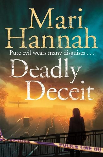 Cover image for Deadly Deceit