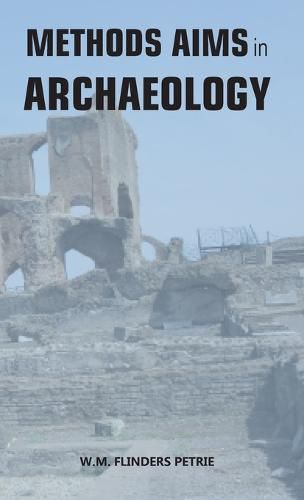 Cover image for Methods and Aims in Archaeology