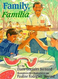 Cover image for Family / Familia