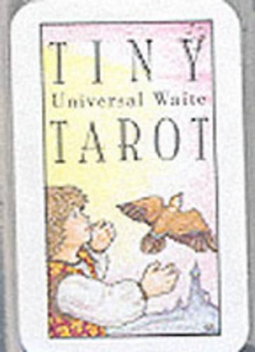 Cover image for Tiny Tarot Universal Waite Key Chain