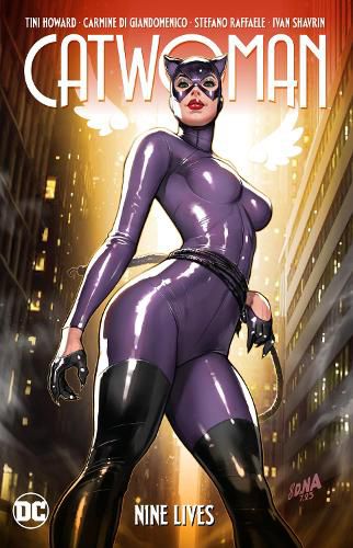 Catwoman Vol. 4: Nine Lives