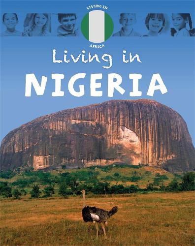 Cover image for Living in Africa: Nigeria