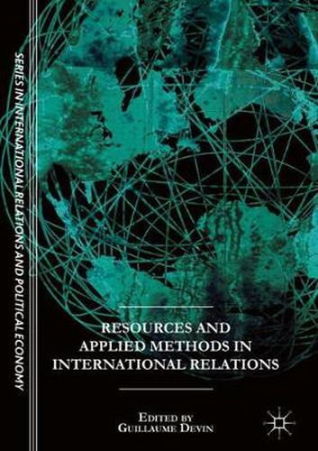 Cover image for Resources and Applied Methods in International Relations