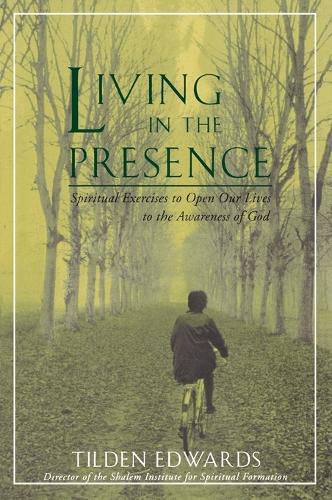Cover image for Living in the Presence