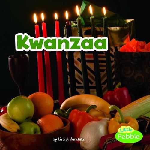 Cover image for Kwanzaa (Holidays Around the World)