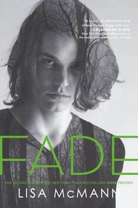 Cover image for Fade: Sequel to Wake