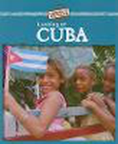 Cover image for Looking at Cuba