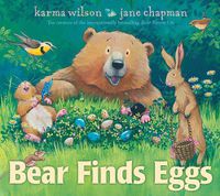 Cover image for Bear Finds Eggs