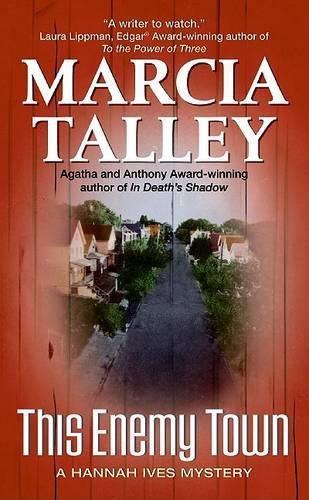 Cover image for This Enemy Town: A Hannah Ives Mystery