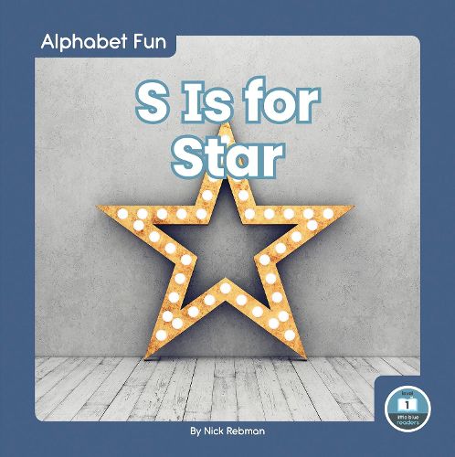 Cover image for Alphabet Fun: S is for Star