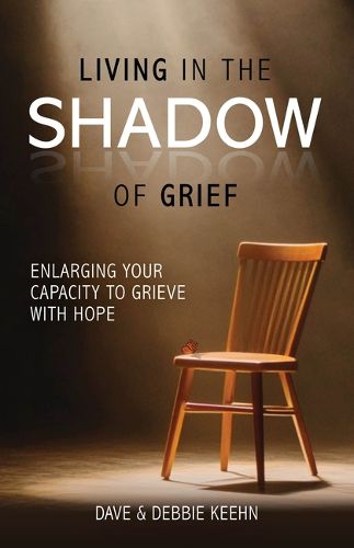 Cover image for Living in the Shadow of Grief
