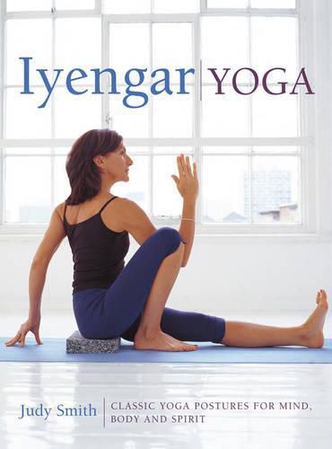 Cover image for Iyengar Yoga