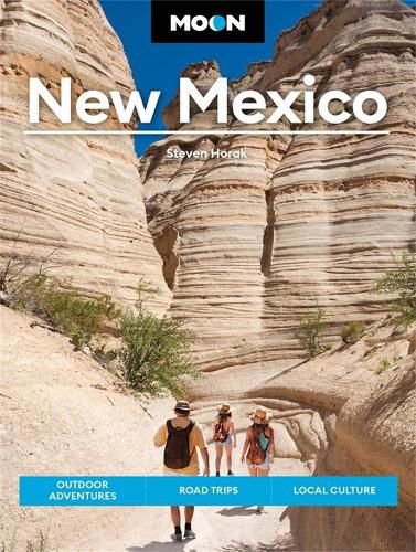 Cover image for Moon New Mexico (Twelfth Edition): Outdoor Adventures, Road Trips, Local Culture