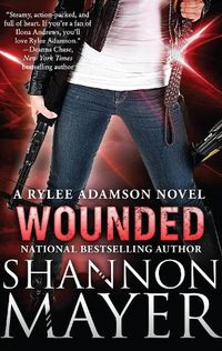 Cover image for Wounded: A Rylee Adamson Novel, Book 8