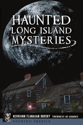 Cover image for Haunted Long Island Mysteries