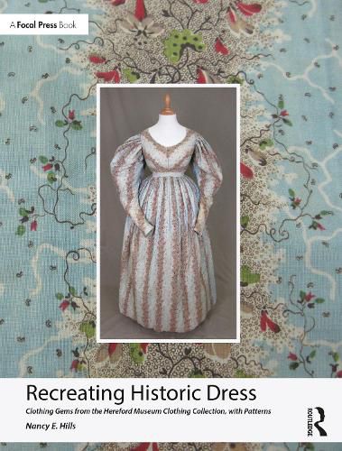 Cover image for Recreating Historic Dress