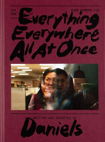 Cover image for Everything Everywhere All At Once Screenplay Book