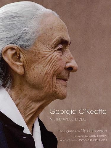 Cover image for Georgia O'Keeffe: A Life Well Lived