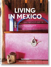 Cover image for Living in Mexico