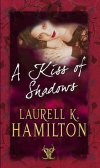 Cover image for A Kiss Of Shadows: (Merry Gentry 1)