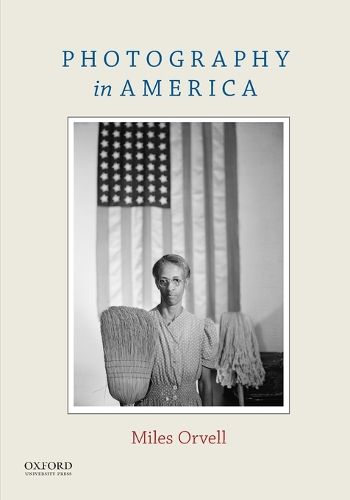 Cover image for Photography in America