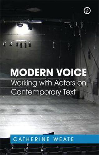 Cover image for Modern Voice: Working with Actors on Contemporary Text